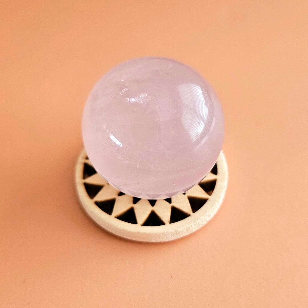 Mini spheres crystal ball