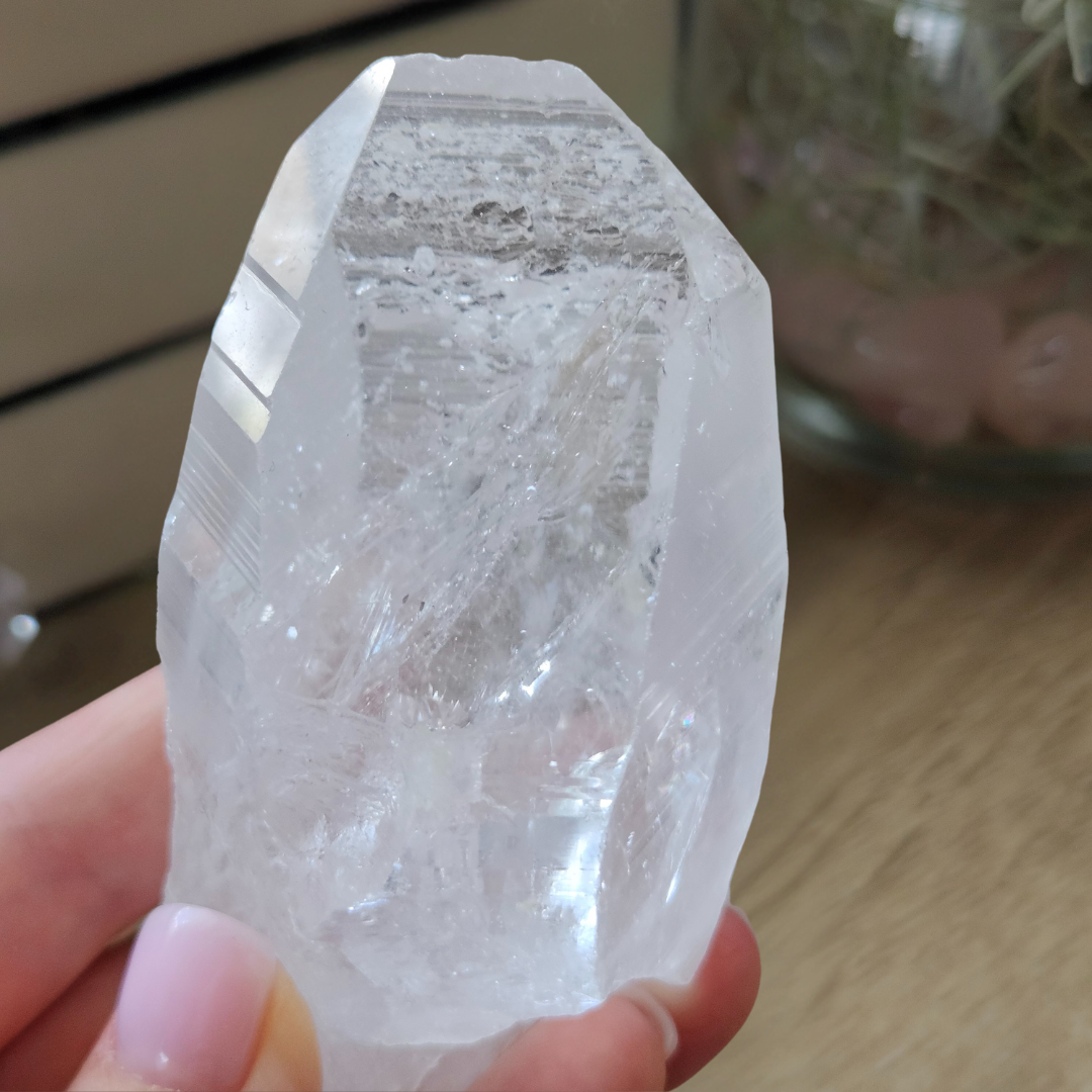 Large Clear Quartz Crystal Point Natural Stone for Reiki Energy Aura Cleansing