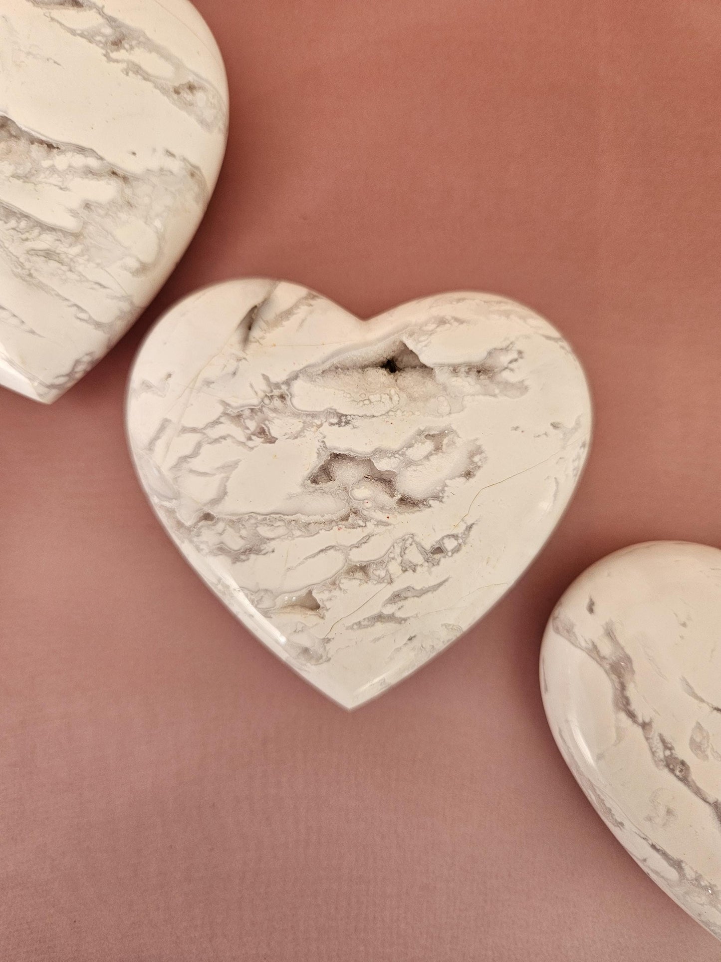 White Agate Heart Natural Stone Carving