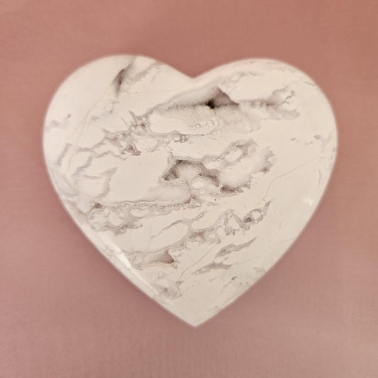 White Agate Heart Natural Stone Carving