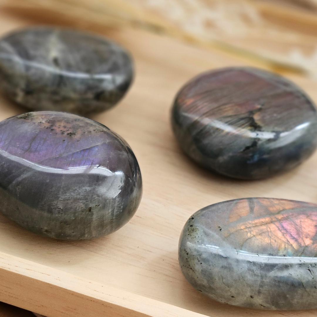 Labradorite palmstone purple flash crystal blue flash polished pocket 
