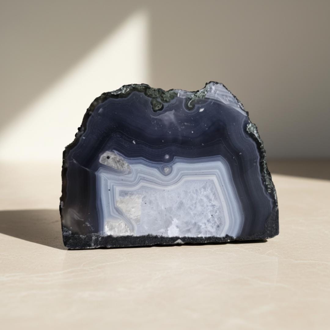 Agate Geode Crystal Large 1.4kg polished natural stone home décor stat