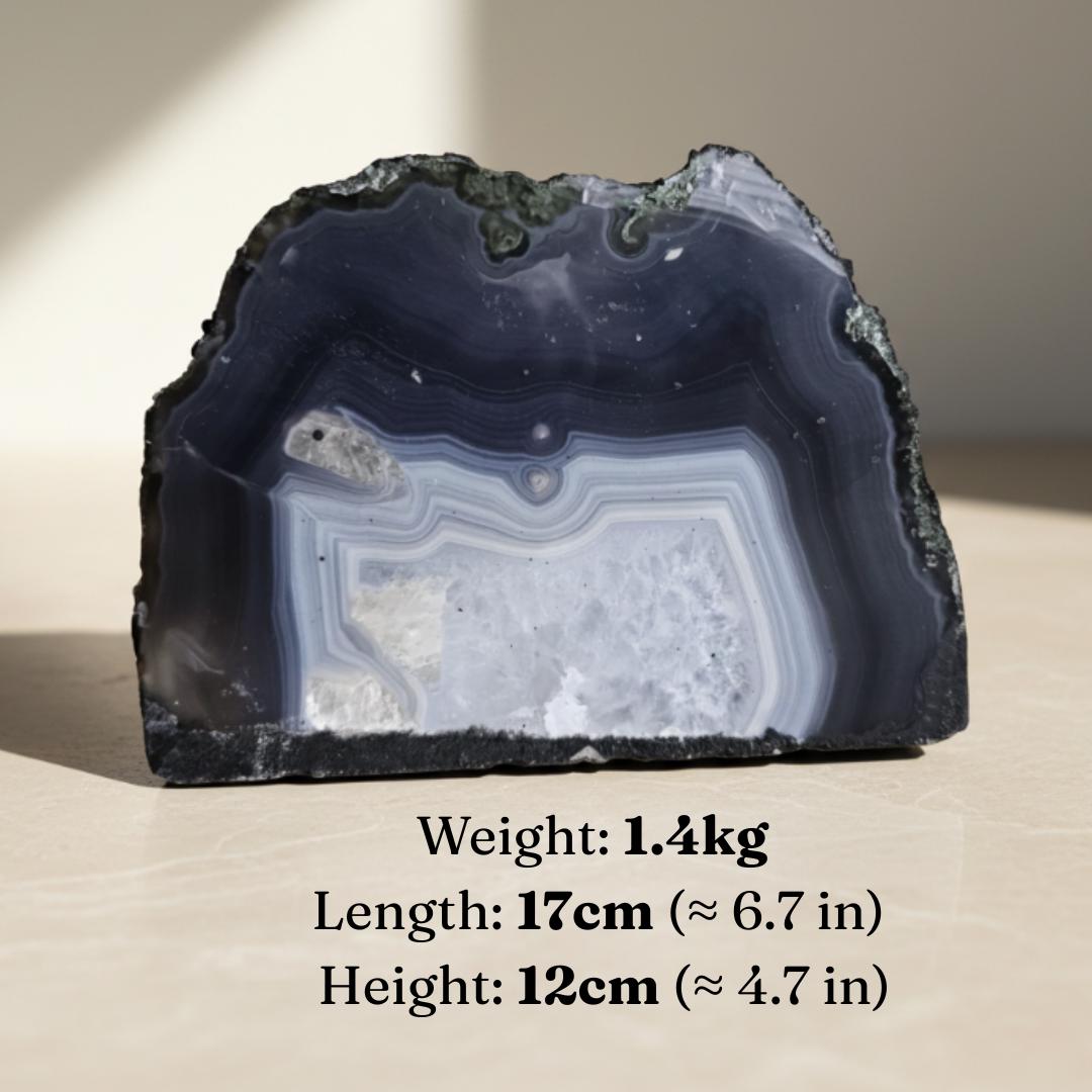 Agate Geode Crystal Large 1.4kg polished natural stone home décor stat