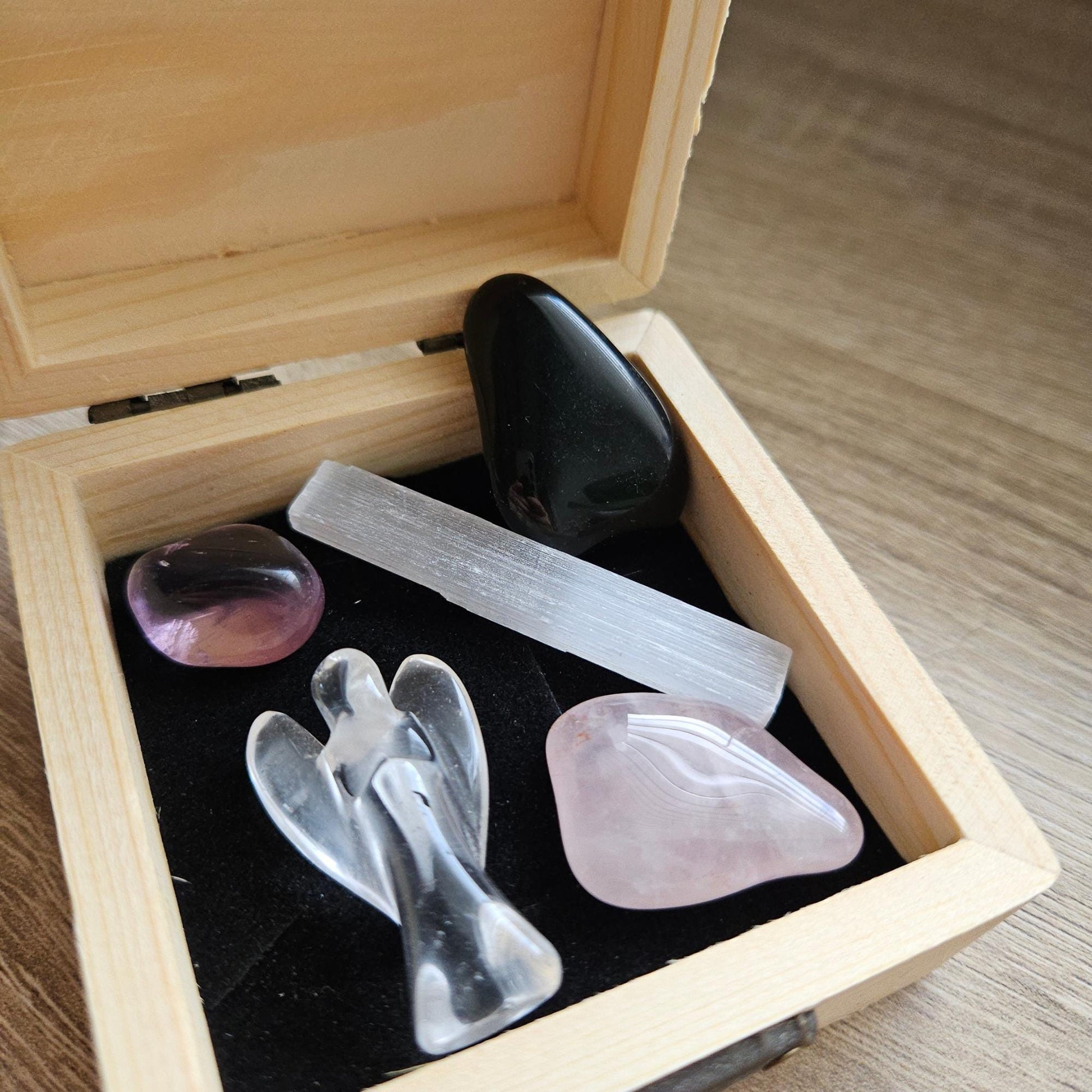 Guardian Angel Crystal Gift Box Clear Quartz Angel Rose Quartz Amethys
